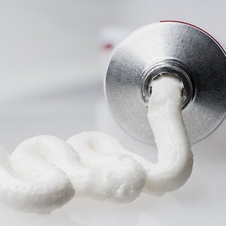 How To: Tell Your Partner You Have an Itch